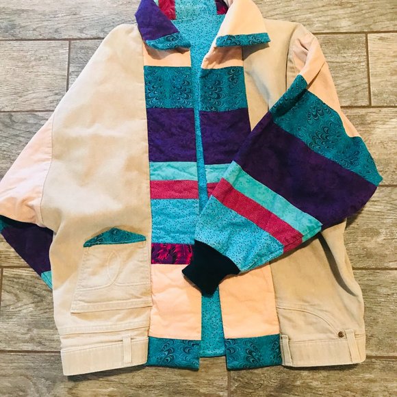 Large Quilted Levi's Jean Jacket - Picture 1 of 4